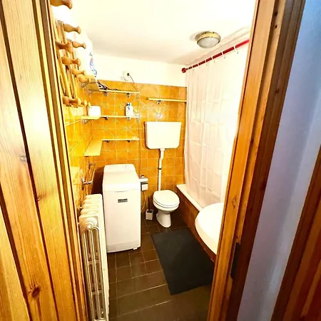 Appartamento In Cervinia, 50 Meters From The Slopes And Garage