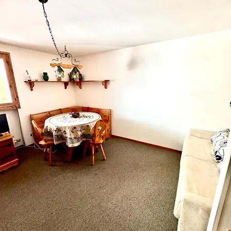 In Cervinia, 50 Meters From The Slopes And Garage Appartamento